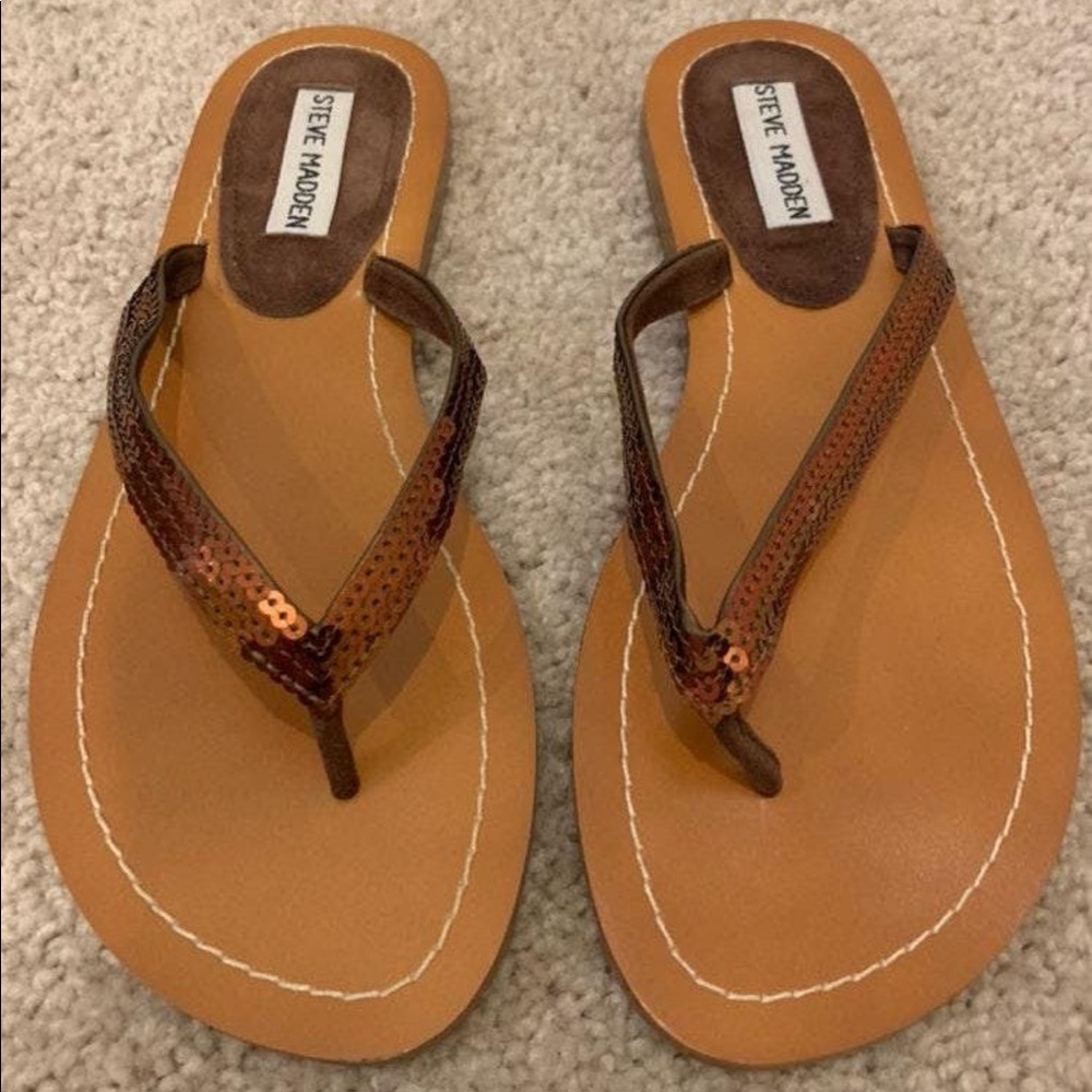 NIB STEVE MADDEN Brown Sequin Thong Sandals Size 6.5